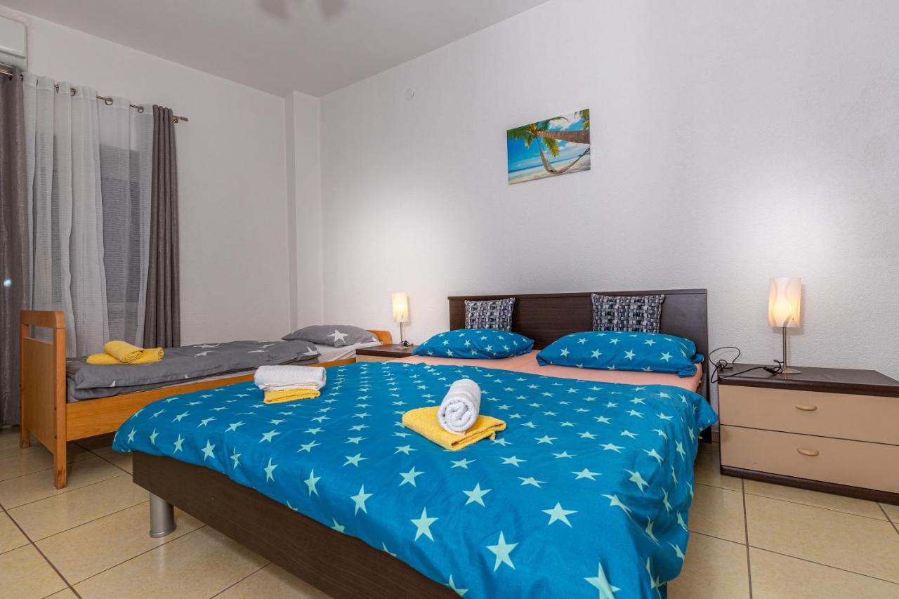 Apartmani Gabrijela Crikvenica Exterior foto